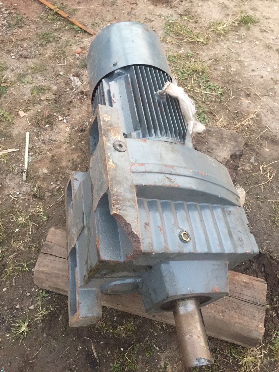 1675931267437832.jpg download.jpg